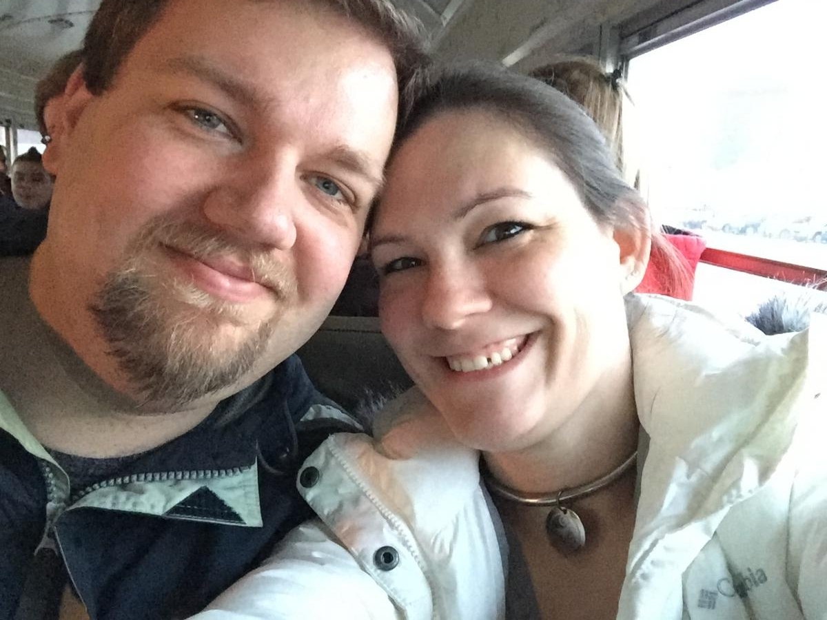 On the plane to Novi!        